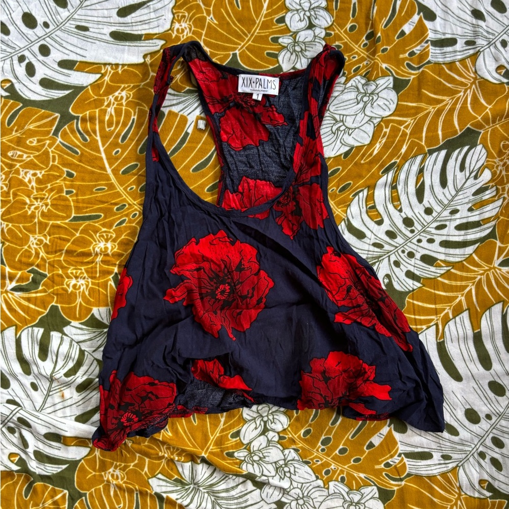 XIX Palms Honolulu brand. Hibiscus crop top
